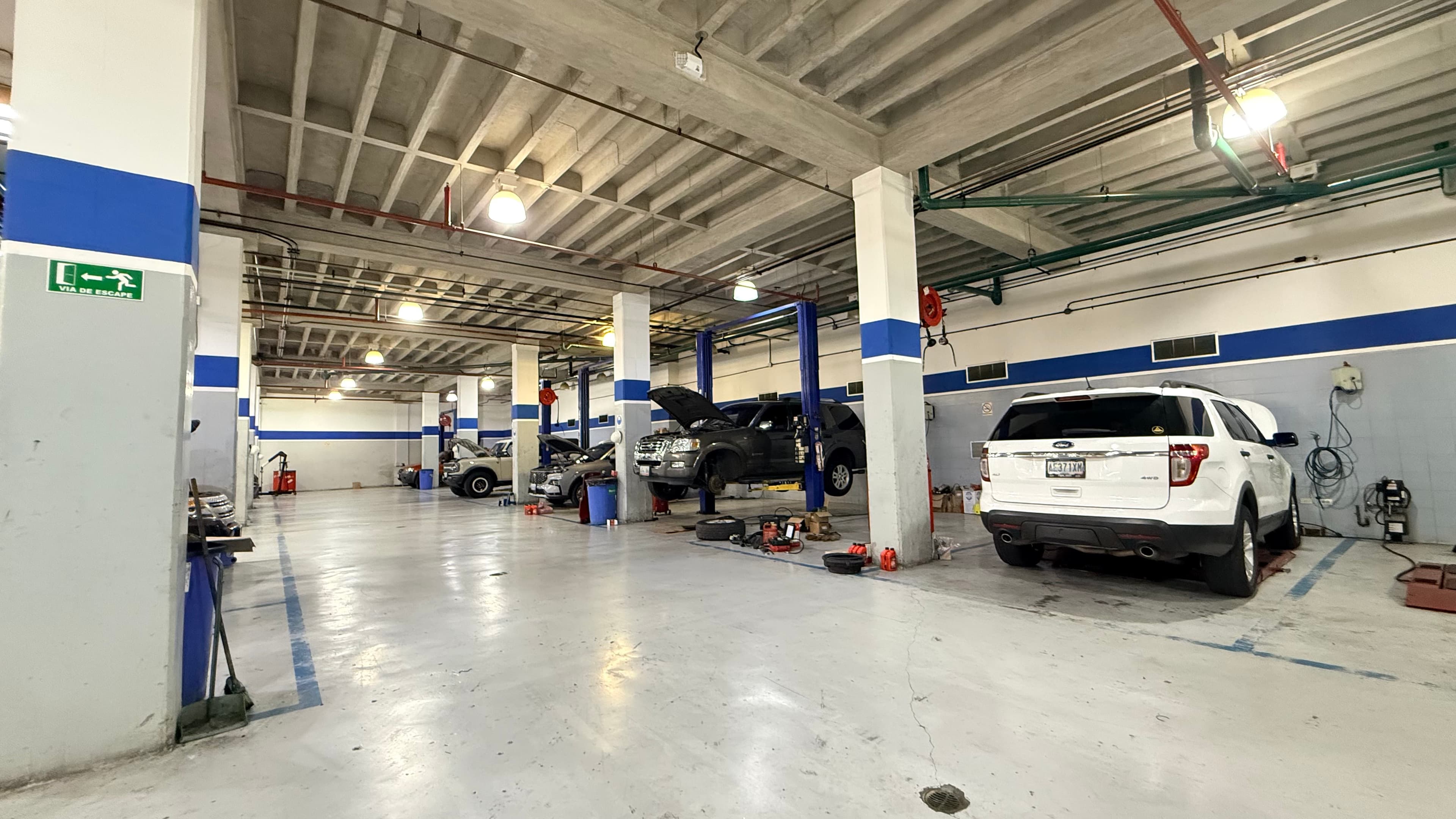 Taller Altautos Ford